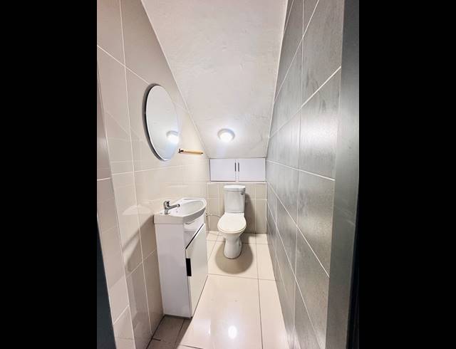 5 BEDROOM FREESTANDING FOR SALE IN MINERALIA